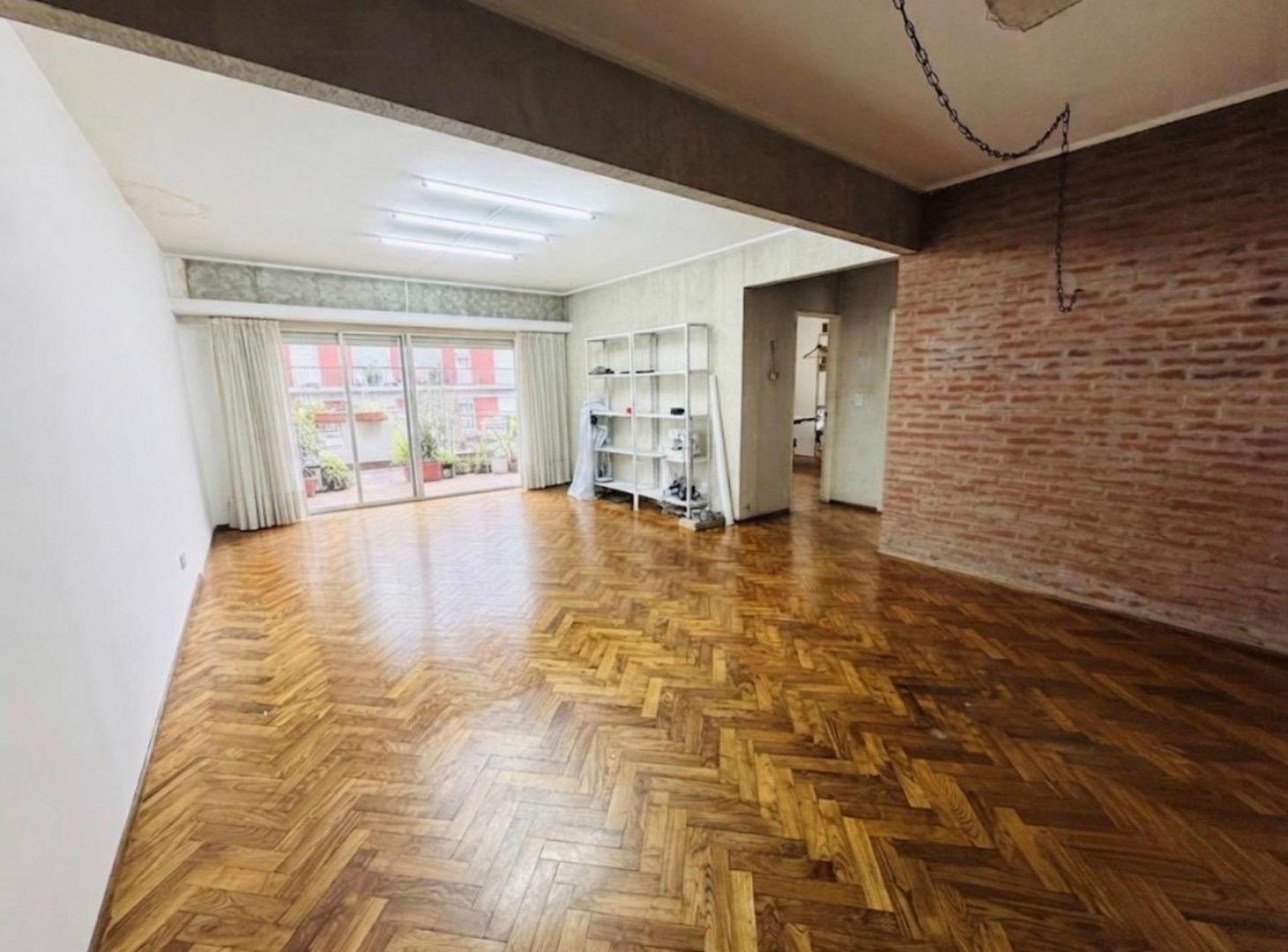 Foto de Departamento de 6 ambientes en venta Banfield, imagen 2