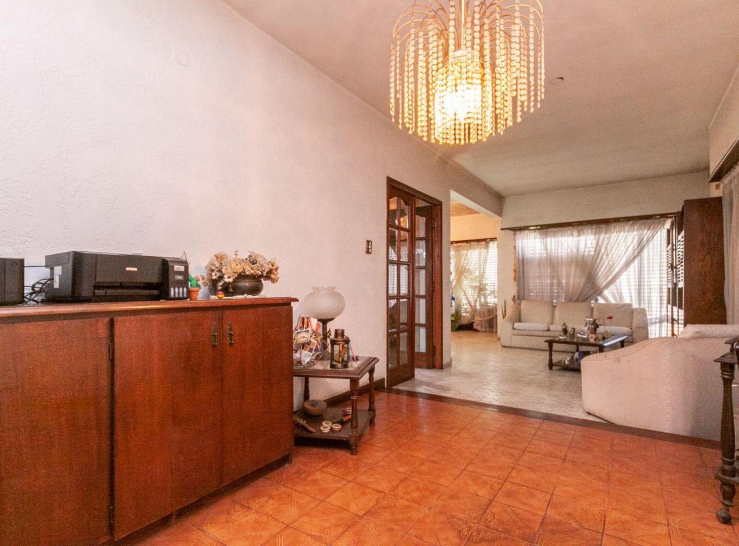 Foto de VENTA CASA 6 AMB LOMAS DE ZAMORA APTO CREDITO, imagen 4