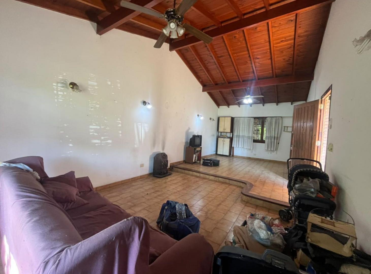Foto de VENTA CASA 4 AMBIENTES BURZACO CON FONDO, imagen 4