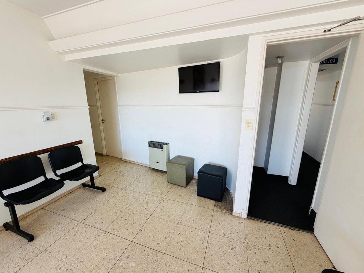 Foto de Departamento 6 ambientes venta Lomas de Zamora, imagen 4