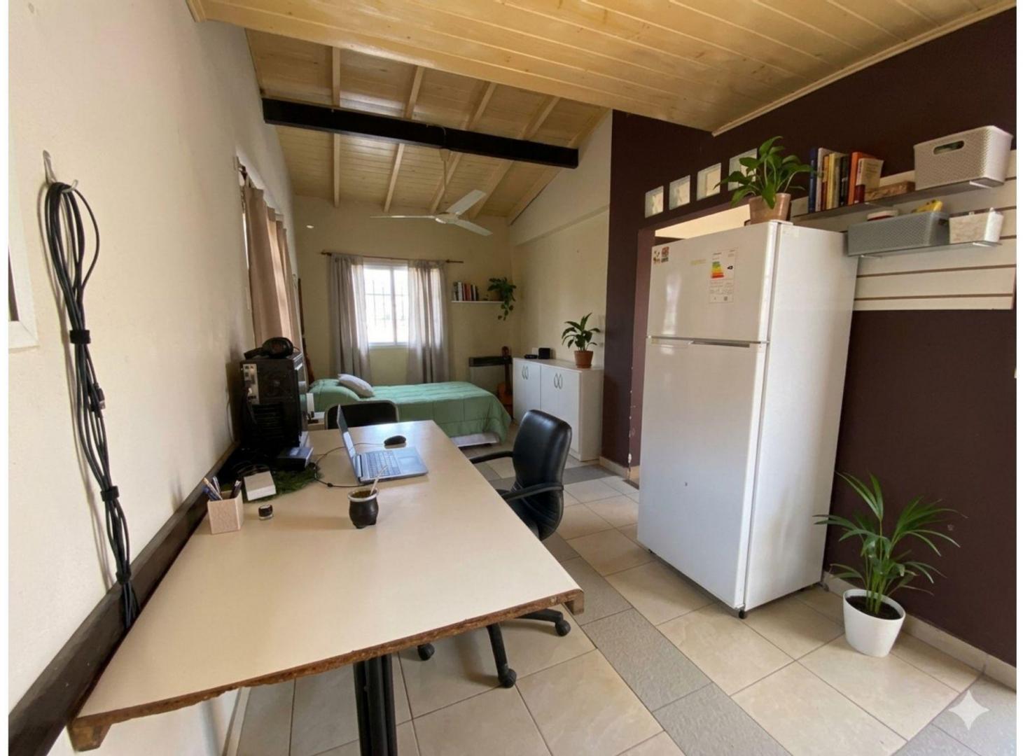 Foto de DEPARTAMENTO 2 AMBIENTES EN VENTA LOMAS ESTE, imagen 1