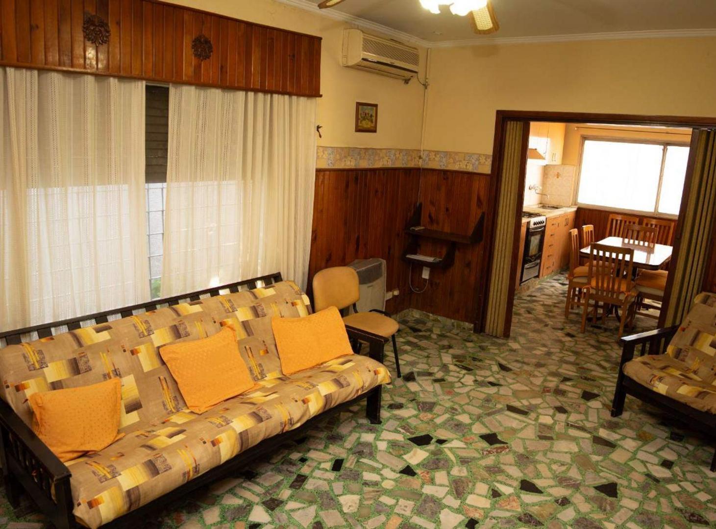 Foto de PH 3 AMBIENTES EN VENTA EN REMEDIOS DE ESCALADA, imagen 1
