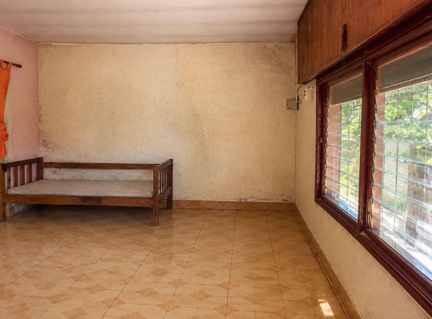 Foto de CASA 4 AMBIENTES APTA CRED BANFIELD, imagen 4