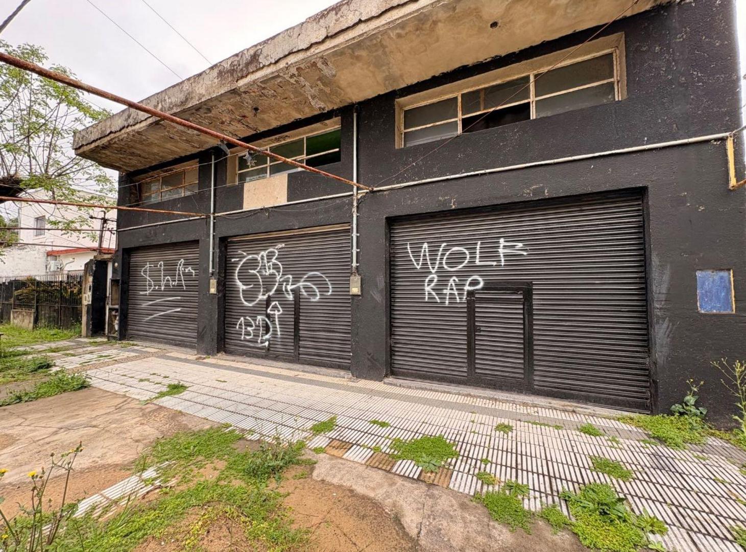Foto de VENTA CASA C/LOCALES + GALPON 580 M2 R. CALZADA, imagen 1