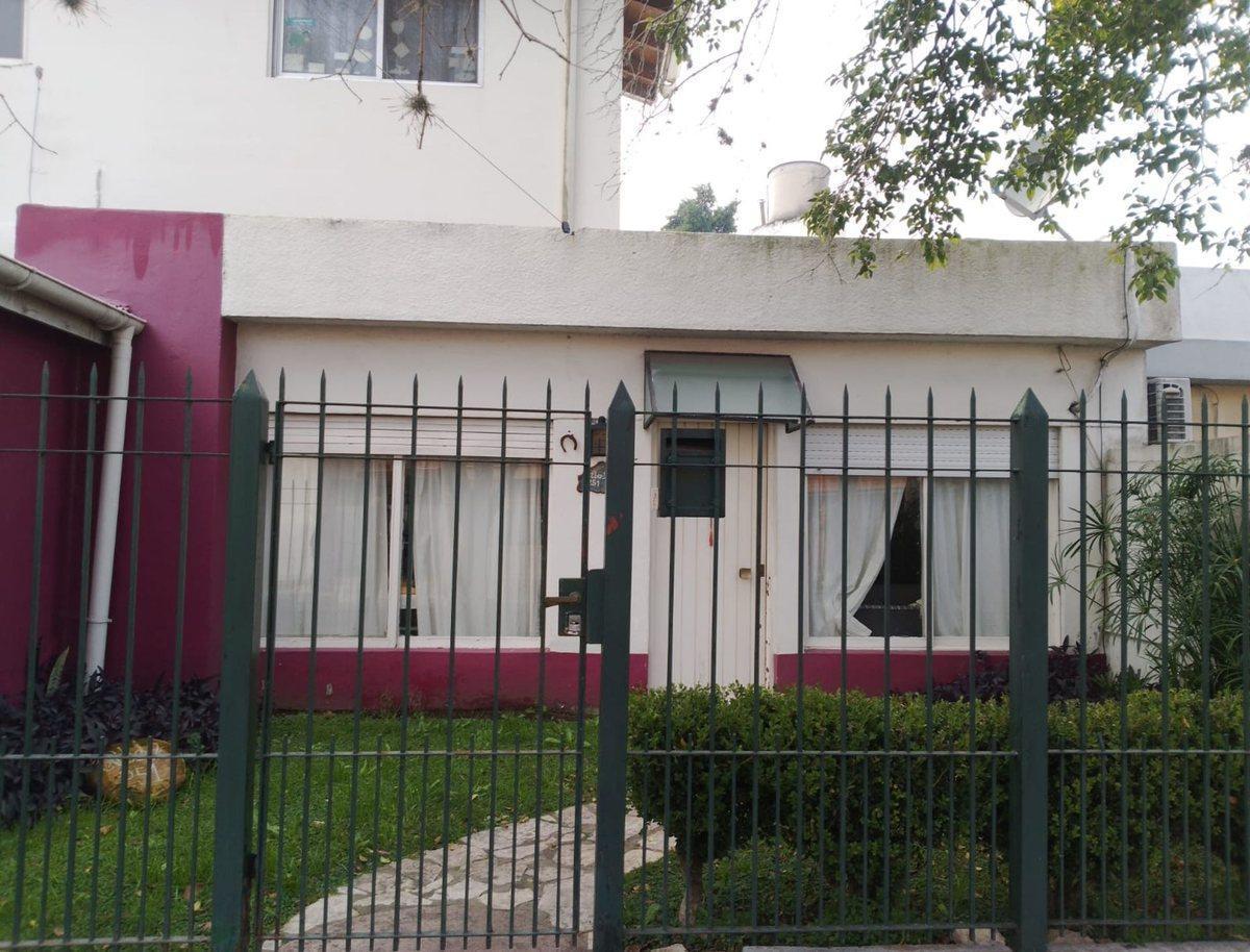 Foto de Casa de 5 ambientes con 325m centro de Llavallol, imagen 5