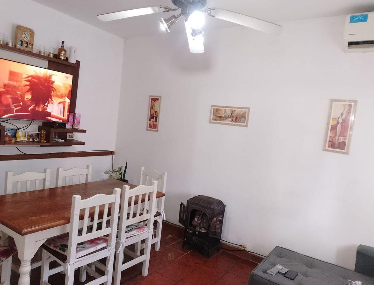 Foto de Casa de 5 ambientes con 325m centro de Llavallol, imagen 4