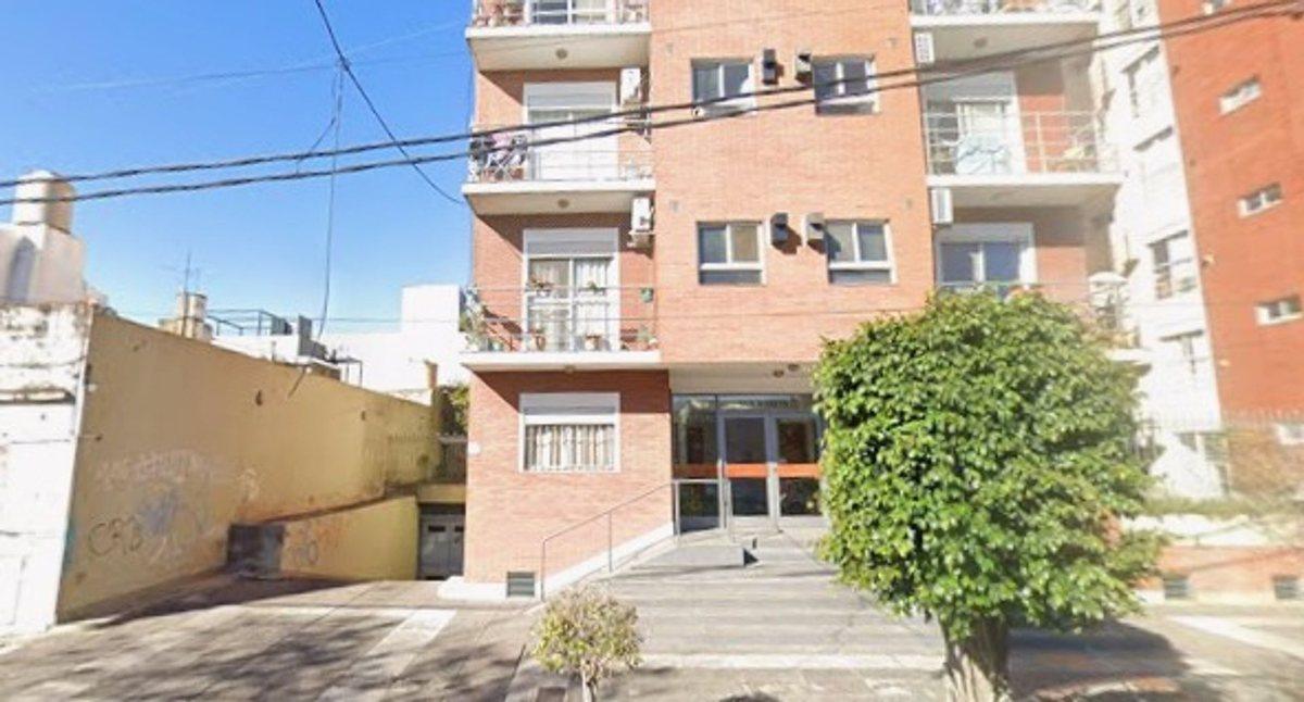 Foto de VENTA DE 1 COCHERA CUBIERTA EN LOMAS DE ZAMORA, imagen 1