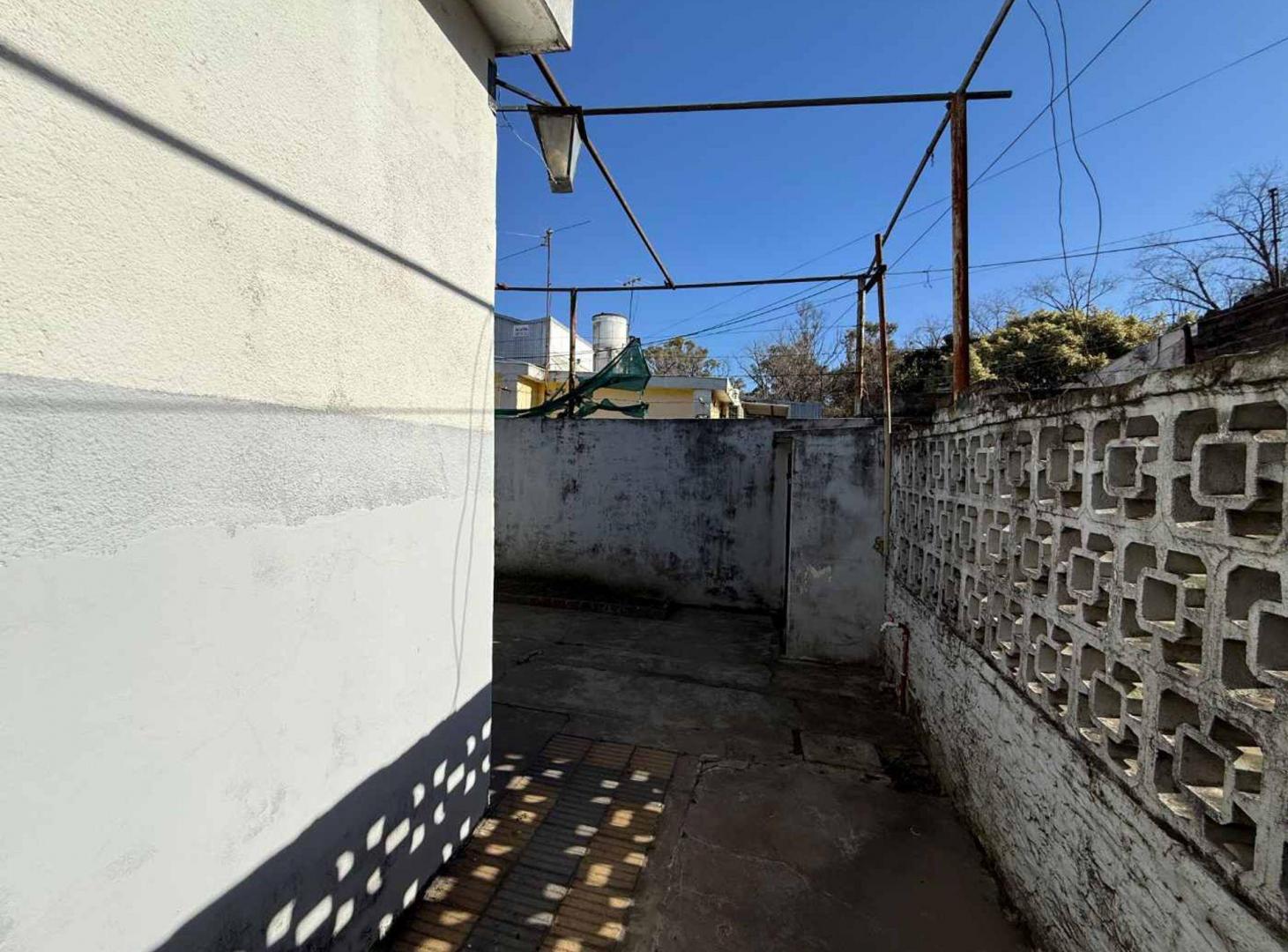 Foto de PH DOS AMBIENTES EN VENTA CON PATIO, imagen 5