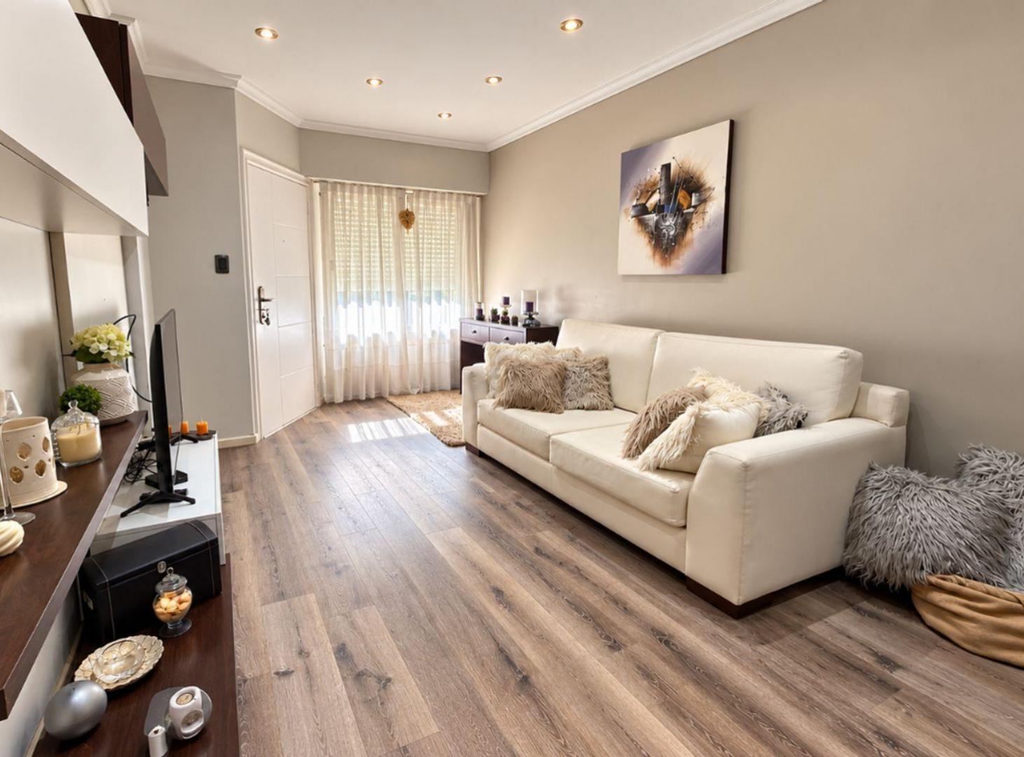 Foto de CASA 5 AMBIENTES VENTA LOMAS DE ZAMORA CON PILETA, imagen 5
