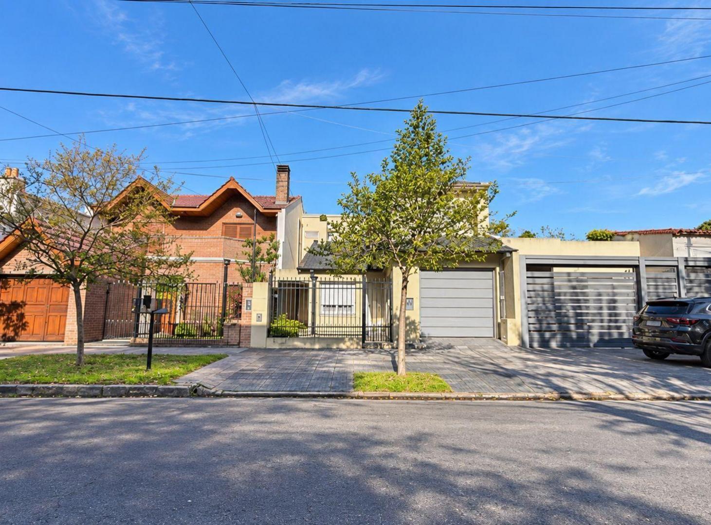 Foto de CASA 5 AMBIENTES VENTA LOMAS DE ZAMORA CON PILETA, imagen 4