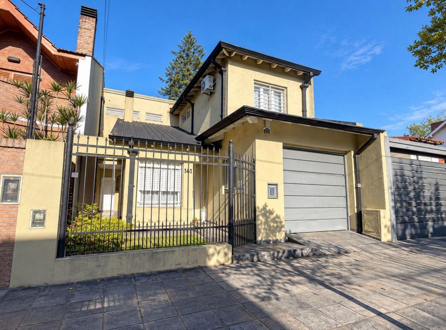 Foto de CASA 5 AMBIENTES VENTA LOMAS DE ZAMORA CON PILETA, imagen 2