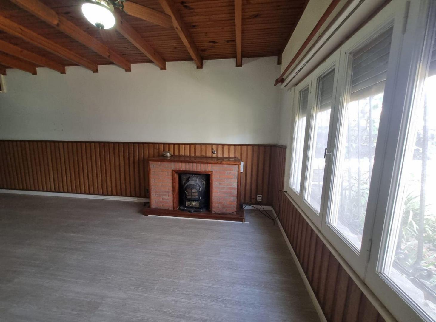 Foto de CASA 6 AMBIENTES VENTA CHALET PATIO ADROGUE, imagen 4