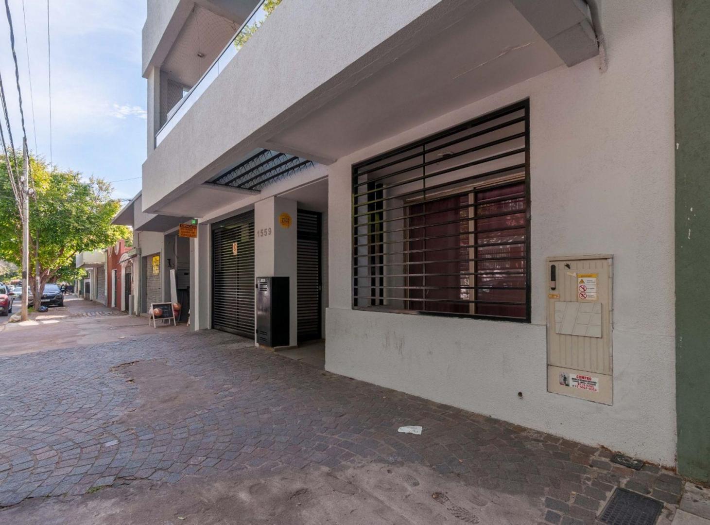 Foto de VENTA DEPTO CENTRO DE ADROGUE CON COCHERA, imagen 2