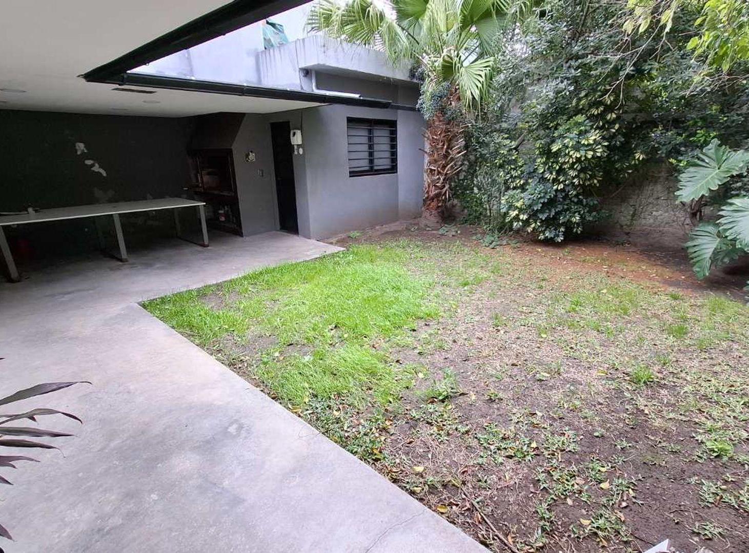 Foto de CASA 3 AMBIENTES VENTA LLAVALLOL JARDÍN COCHERA, imagen 5
