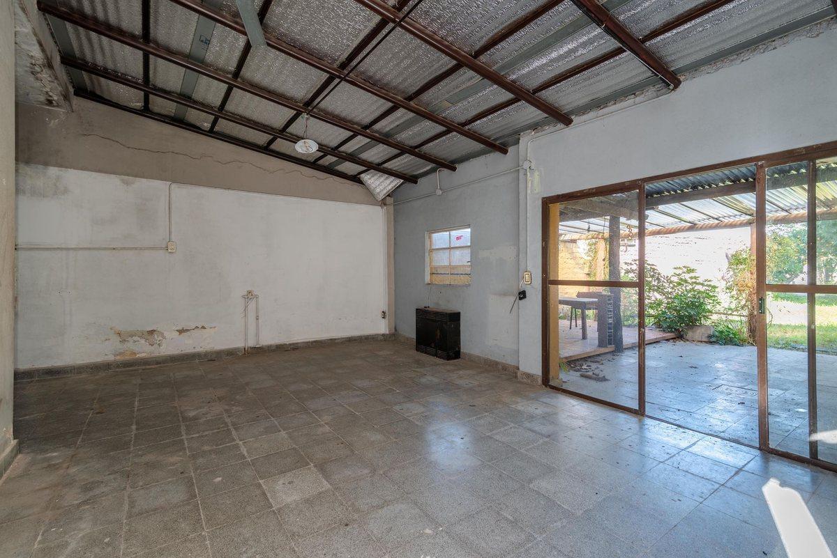Foto de VENTA CASA Monte Grande a Remodelar cerca Estación, imagen 5