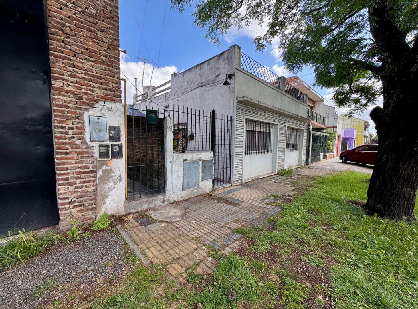 Foto de PH 4 AMBIENTES EN VENTA LOMAS DE ZAMORA CON PATIO, imagen 3