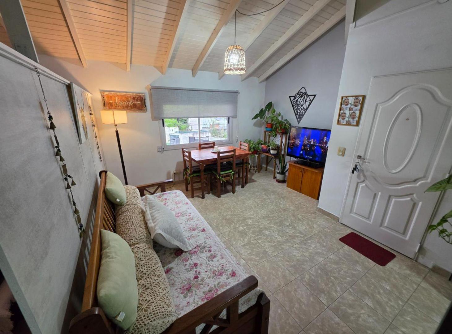 Foto de MONOAMBIENTE VENTA ,LUMINOSO,LOMAS ,EXC.UBICACION!, imagen 5