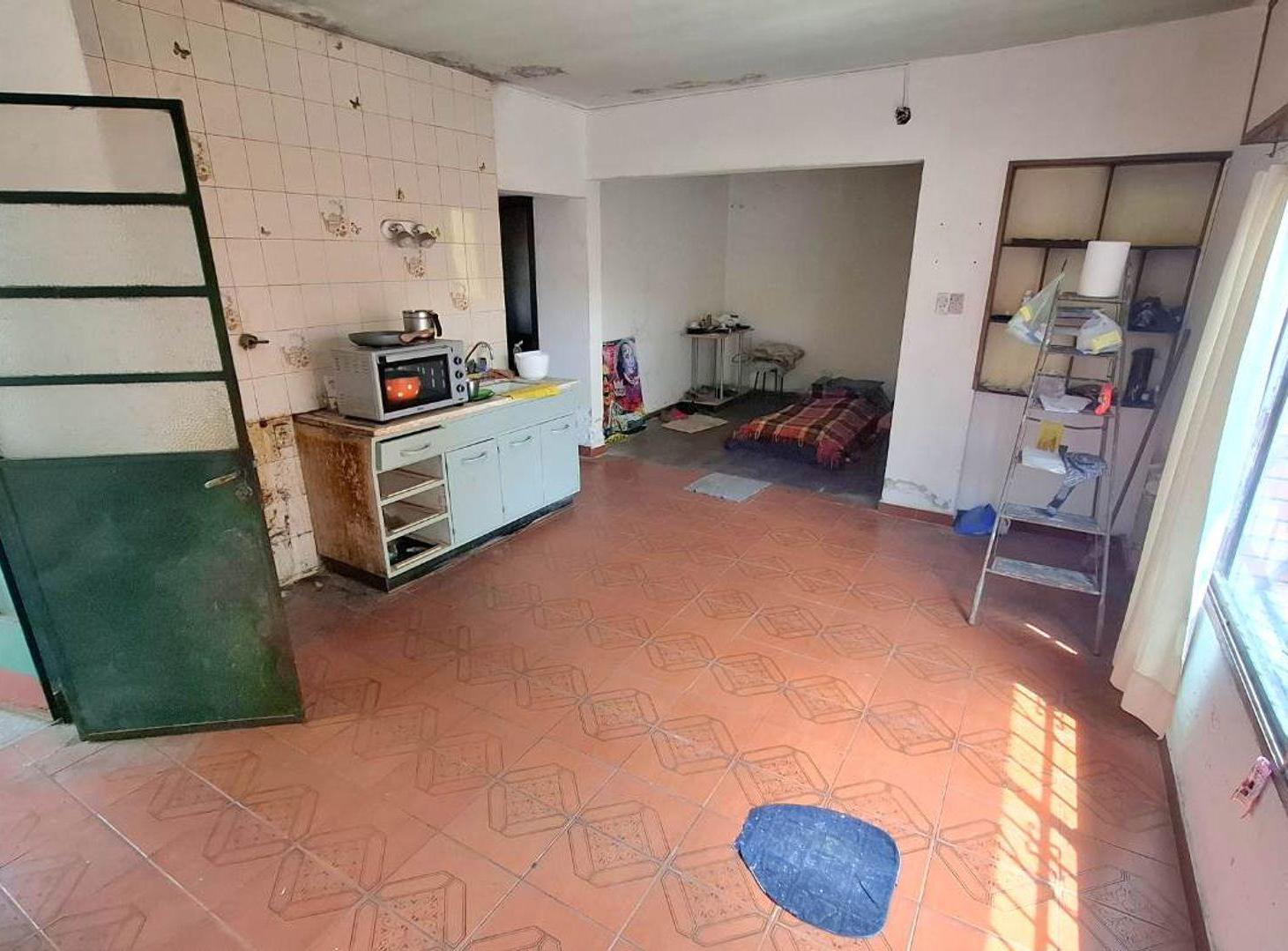 Foto de CASA 3 AMBIENTES VENTA LOMAS A REFACCIONAR 400 M2, imagen 3