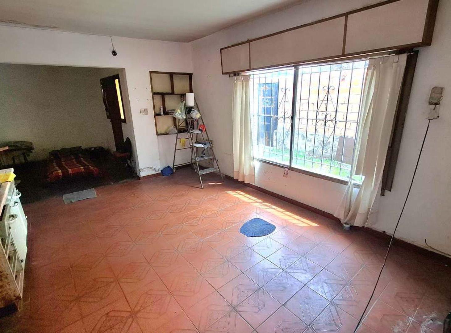 Foto de CASA 3 AMBIENTES VENTA LOMAS A REFACCIONAR 400 M2, imagen 4