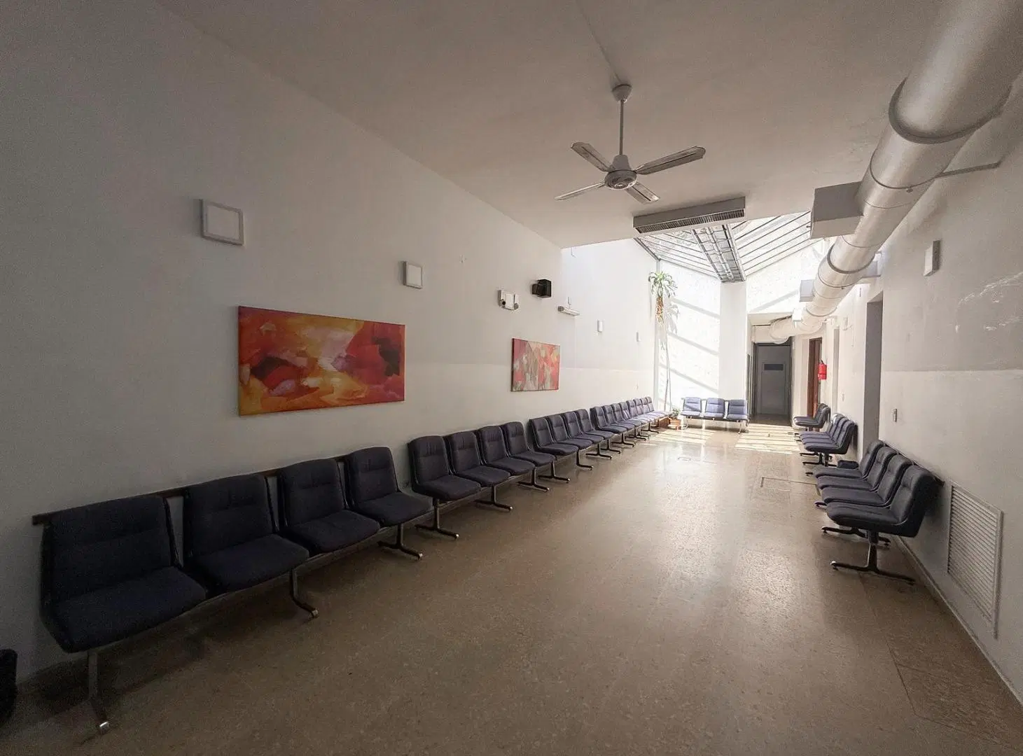 INMEJORABLE CLINICA EN ALQUILER AMOBLADA EN PLENO CENTRO 4