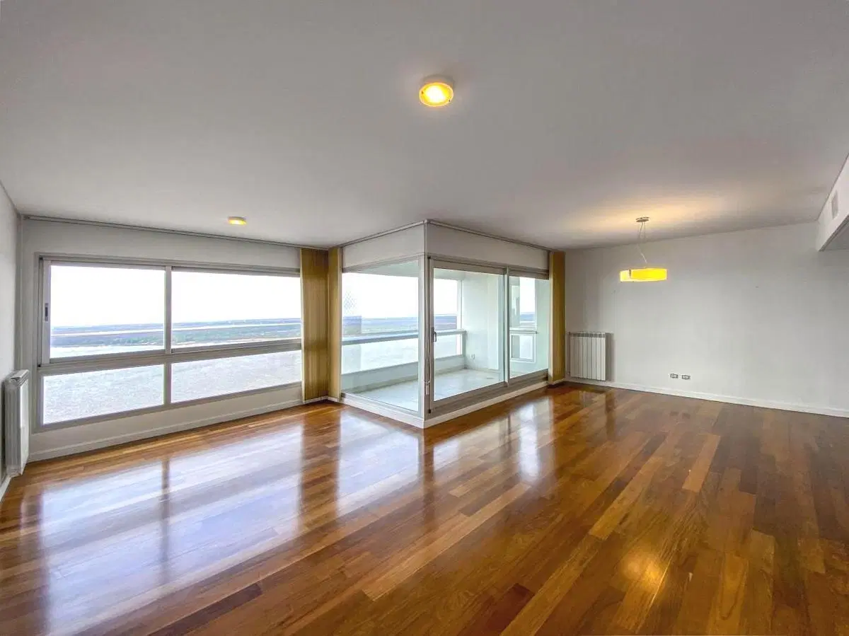 Espectacular departamento Torre Dolfines Guaraní 8