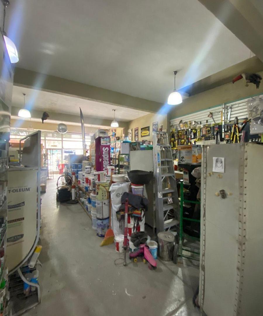 Foto de AMPLIO LOCAL COMERCIAL EN ALQUILER - GRAN EXPOSICIÓN Y UBICACIÓN, imagen 3