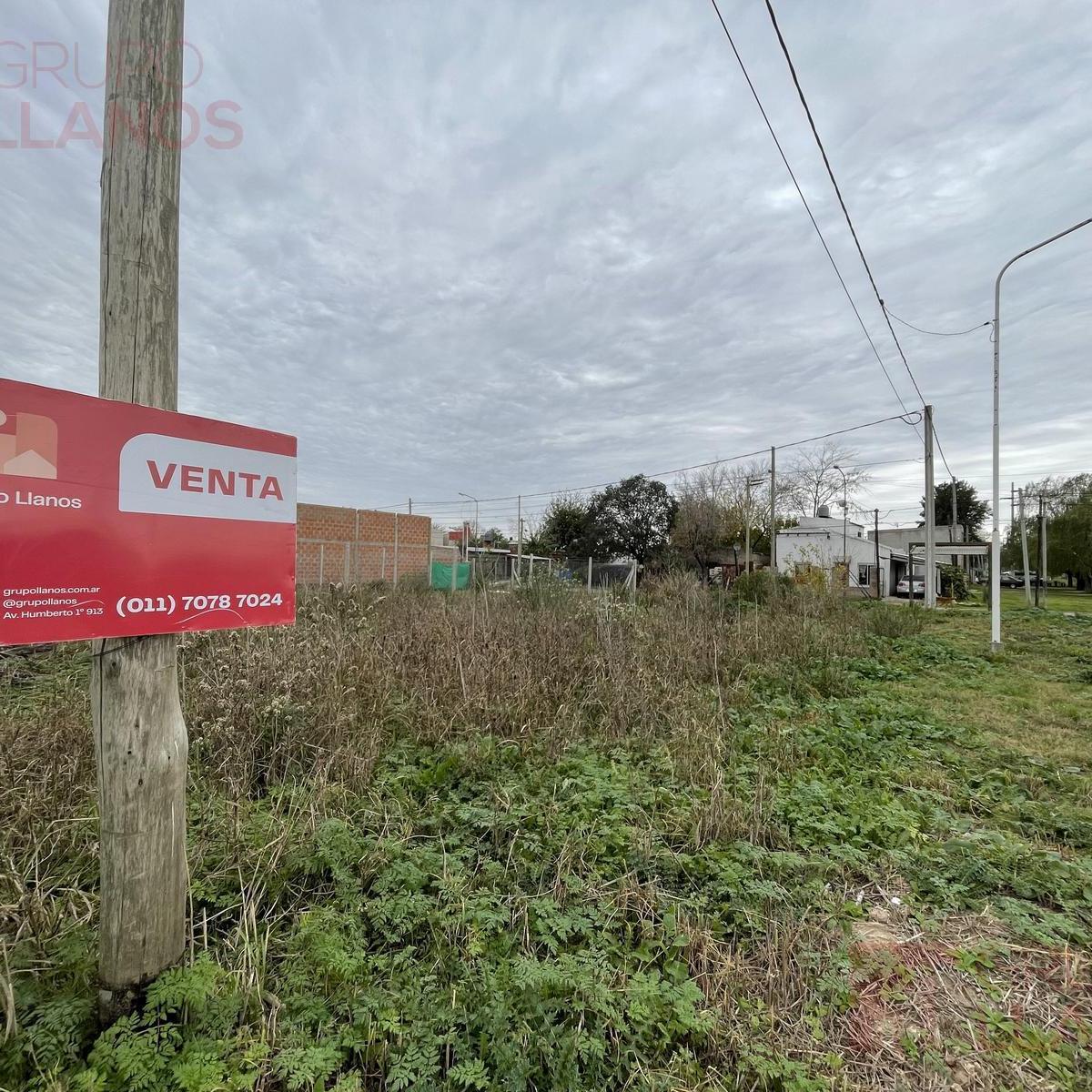 Terreno en Kennedy Esq. Champagnat 1