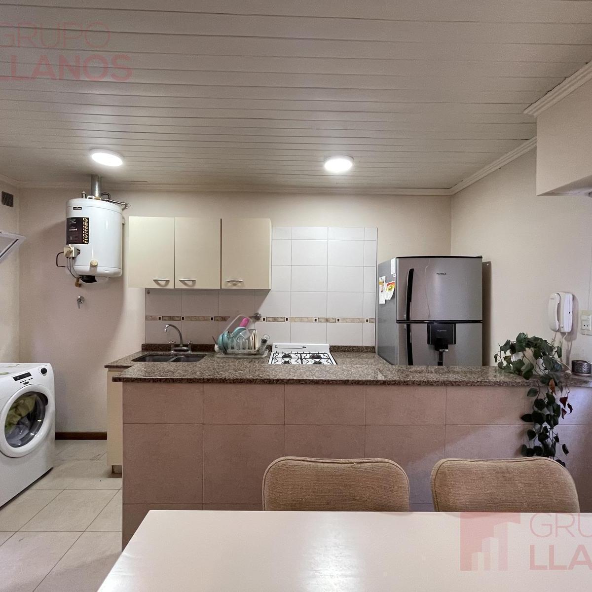 Venta de Departamento Dos Ambientes en Luján Centro 1