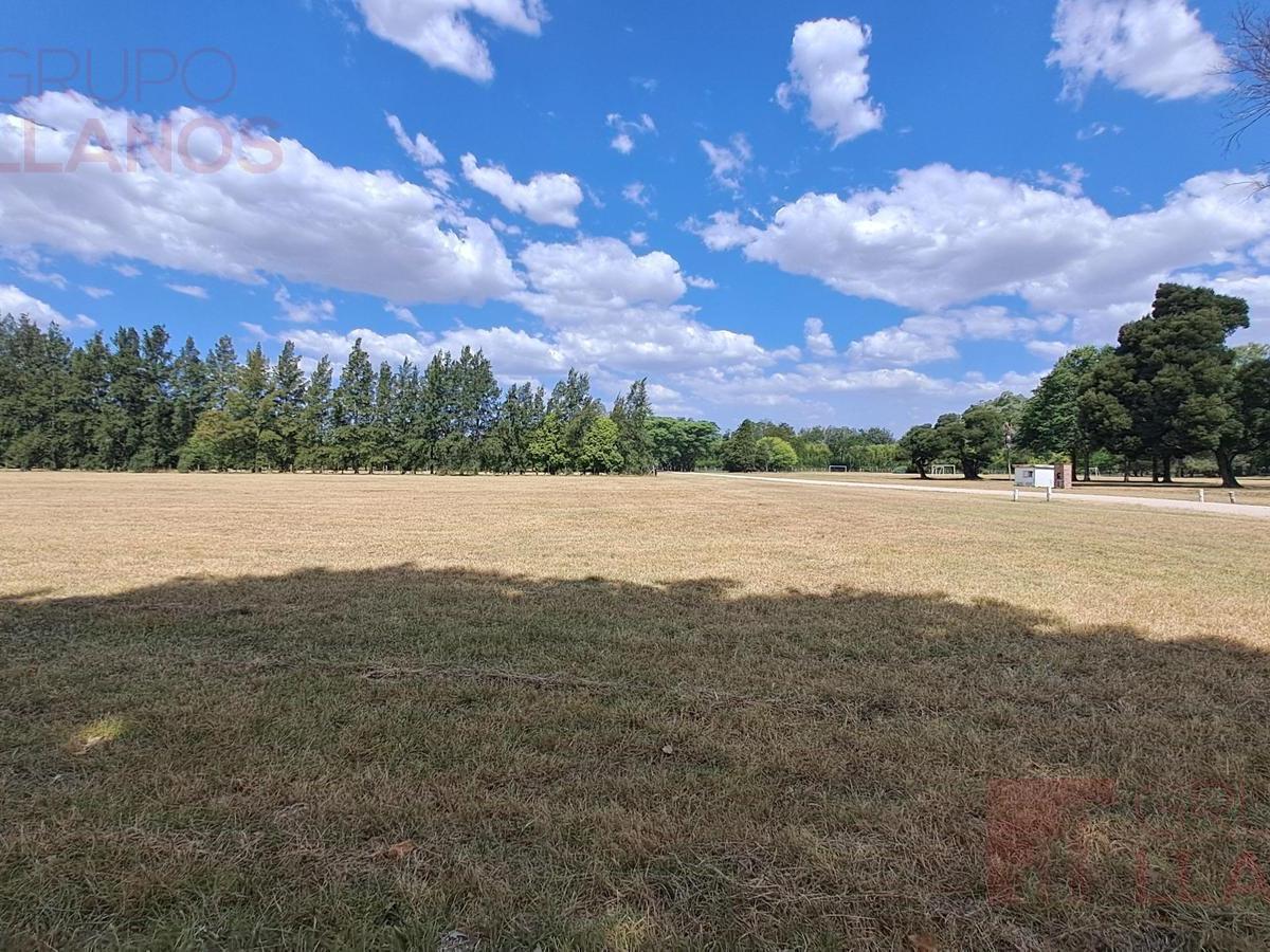 Foto de Venta Terreno en barrio cerrado Estancia Las Lilas, imagen 2
