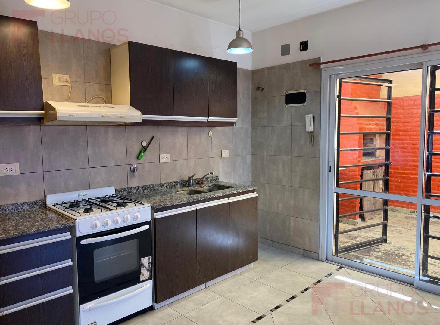 Foto de Alquiler de Departamento de 3 Ambientes en Lujan, con Cochera, imagen 4