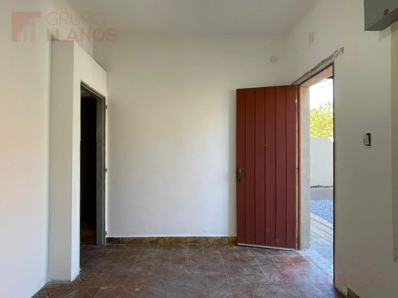 Casa en alquiler en Lujan Barrio San Bernardo, con patio 2