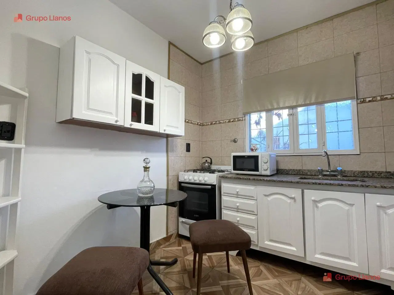 Departamento en Centro De Lujan, con cochera, balcon y terraza con parrilla privada 2