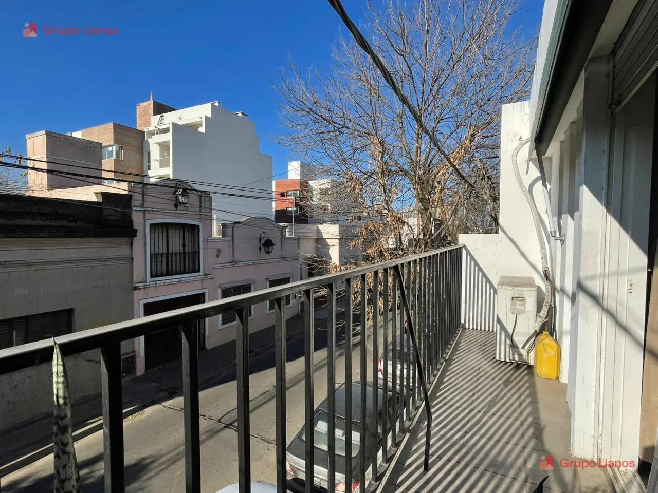 Departamento en Centro De Lujan, con cochera, balcon y terraza con parrilla privada 4