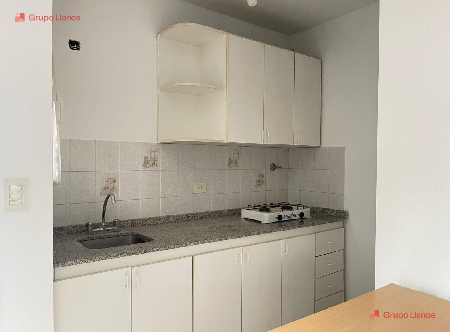 Foto de Departamento monoambiente en alquiler en Lujan, Barrio Hospital, cercano a la universidad, imagen 5