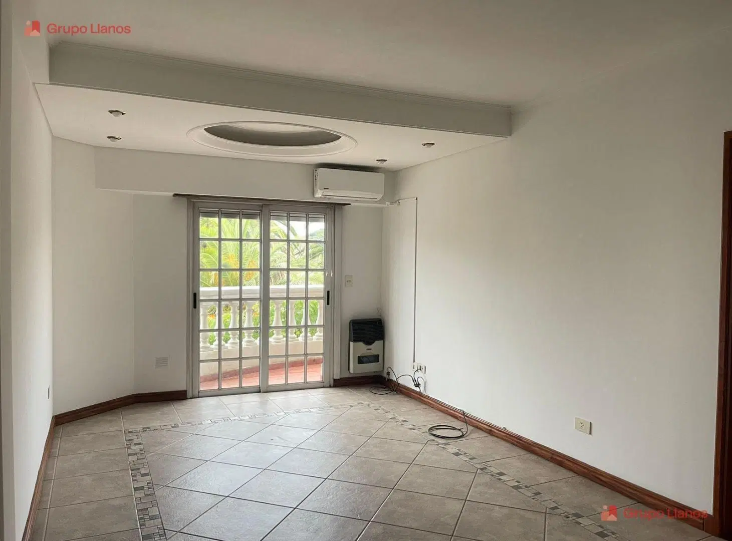 Departamento dos ambientes en alquiler en Centro De Lujan 2