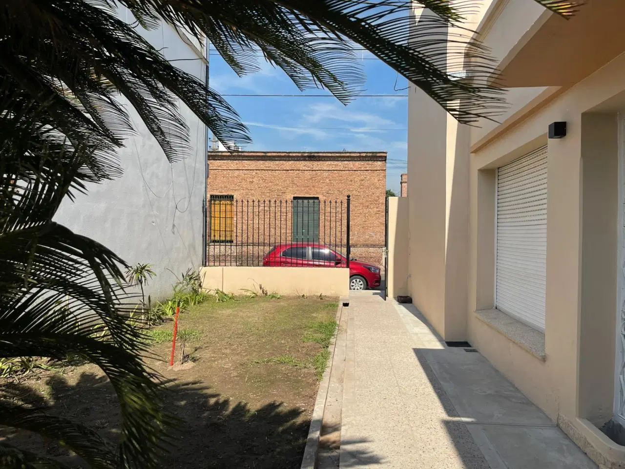 Casa en venta en el centro de Lujan, ideal para inversores 3
