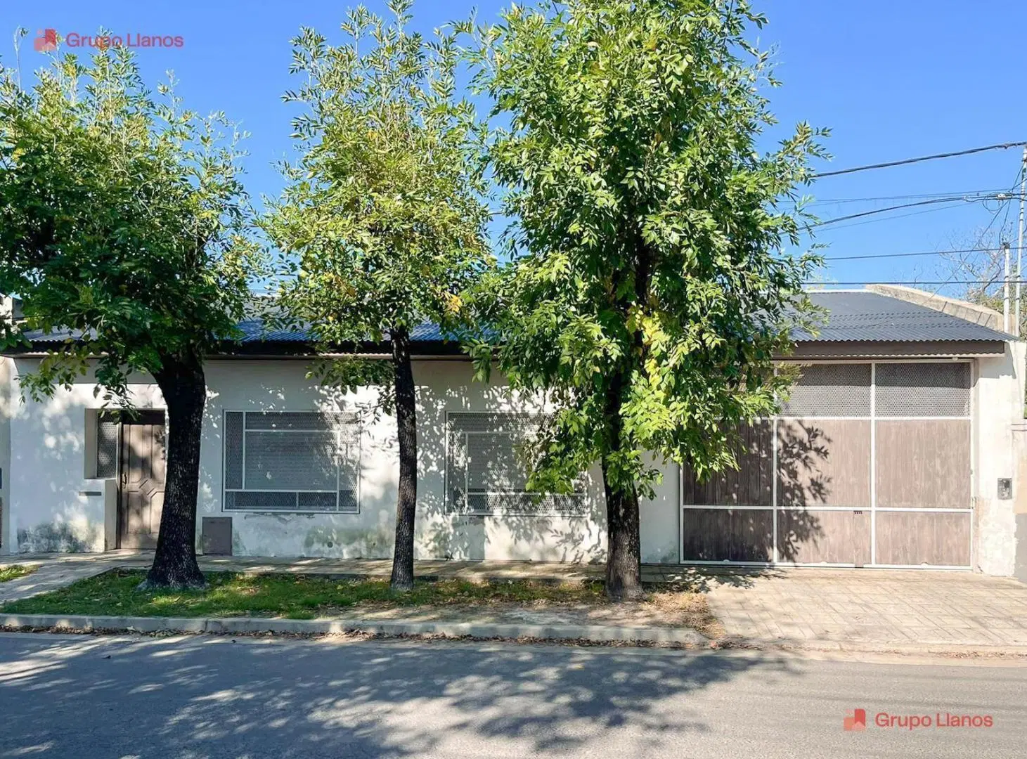 Casa en venta en Lujan, Con amplio terreno, apta crédito 2