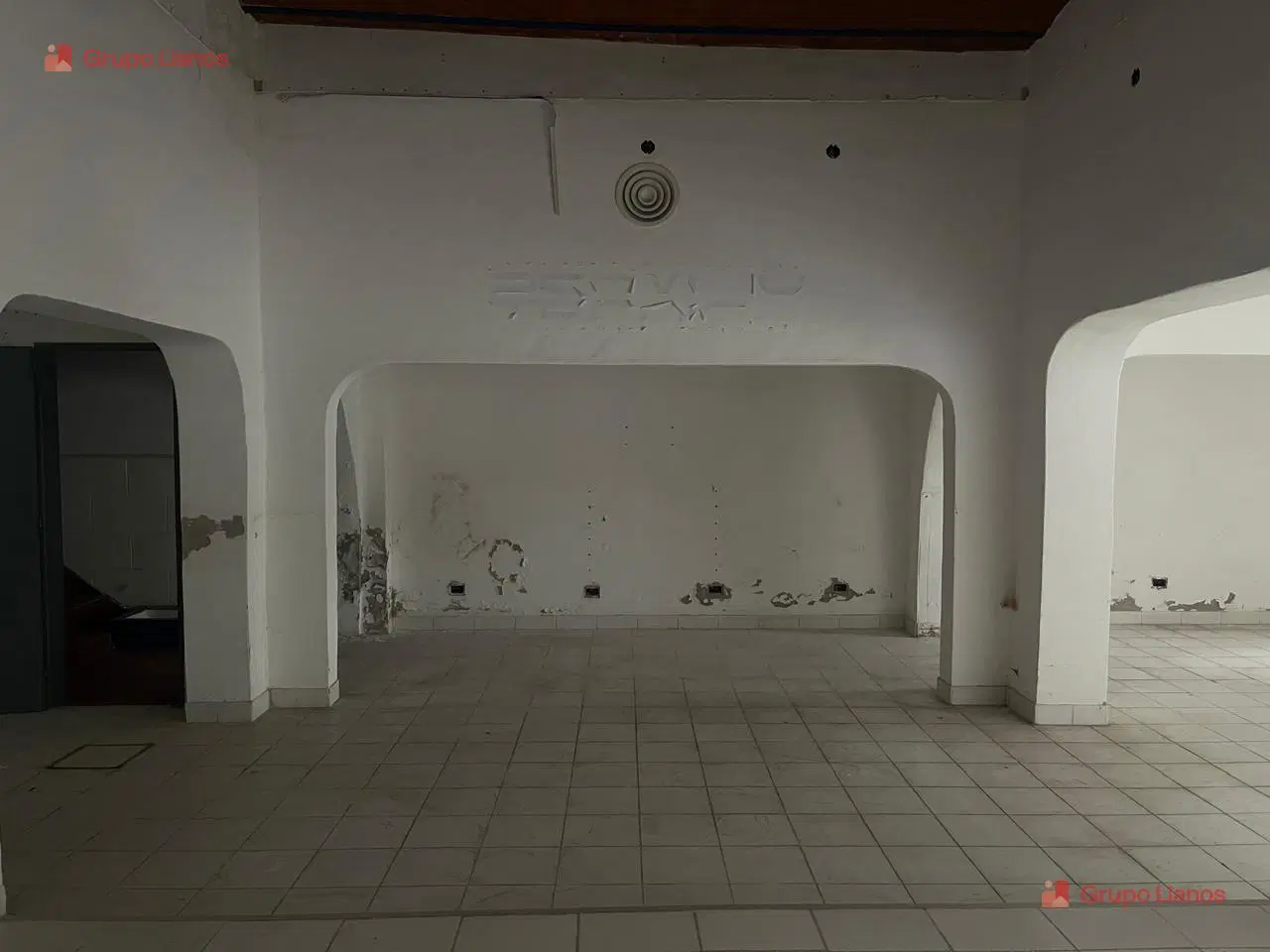 Local en alquiler en en centro de Lujan, mejoras a reconocer 5