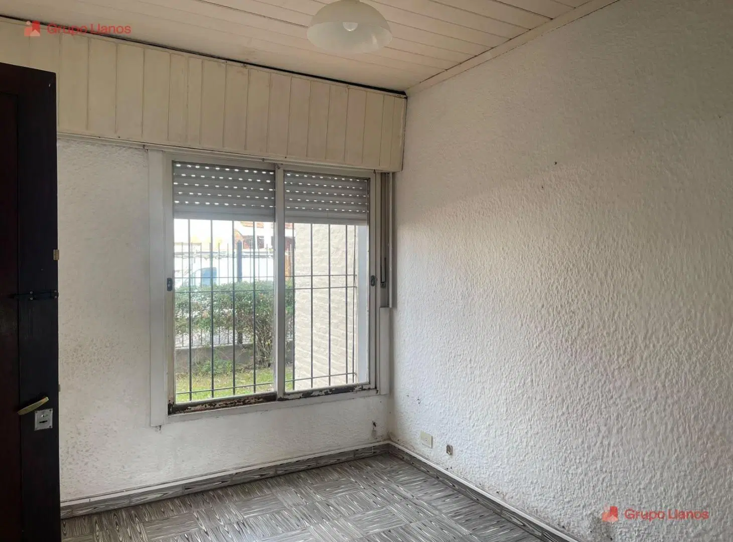 Casa en alquiler en el Centro De Lujan, a metros del hospital 5