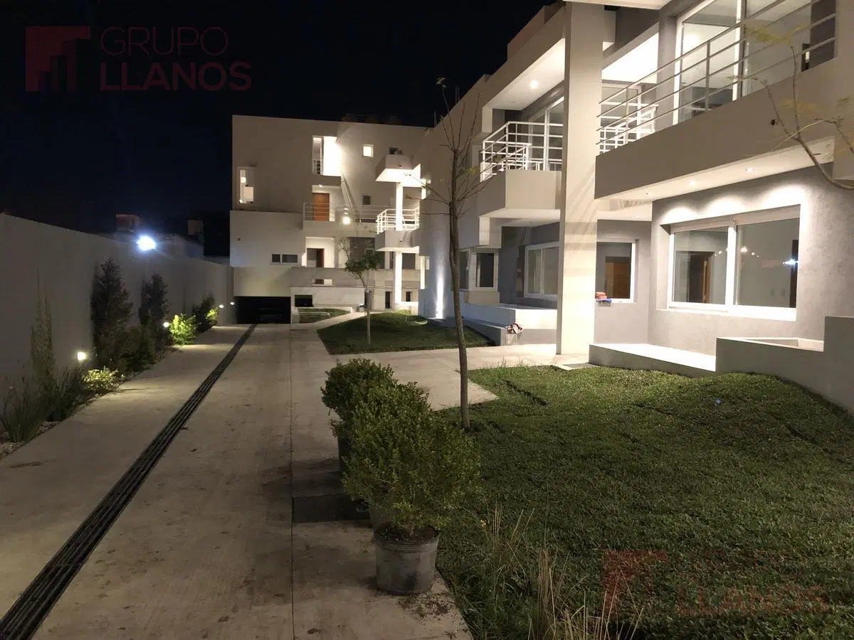 VENTA DEPARTAMENTO 2 AMBIENTES EN LUJÁN, CONDOMINIO TERRUAR. 2