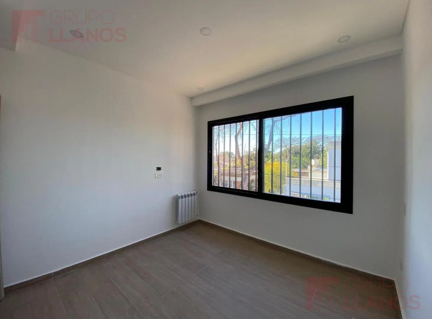 Departamento dos ambientes en venta en Lujan Centro, moderno 5