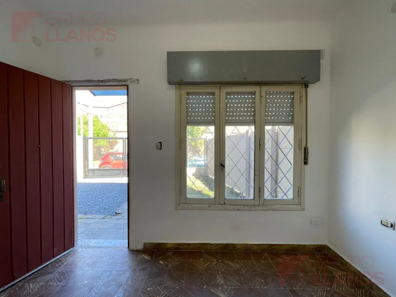 Casa en alquiler en Lujan Barrio San Bernardo, con patio y parrilla 1