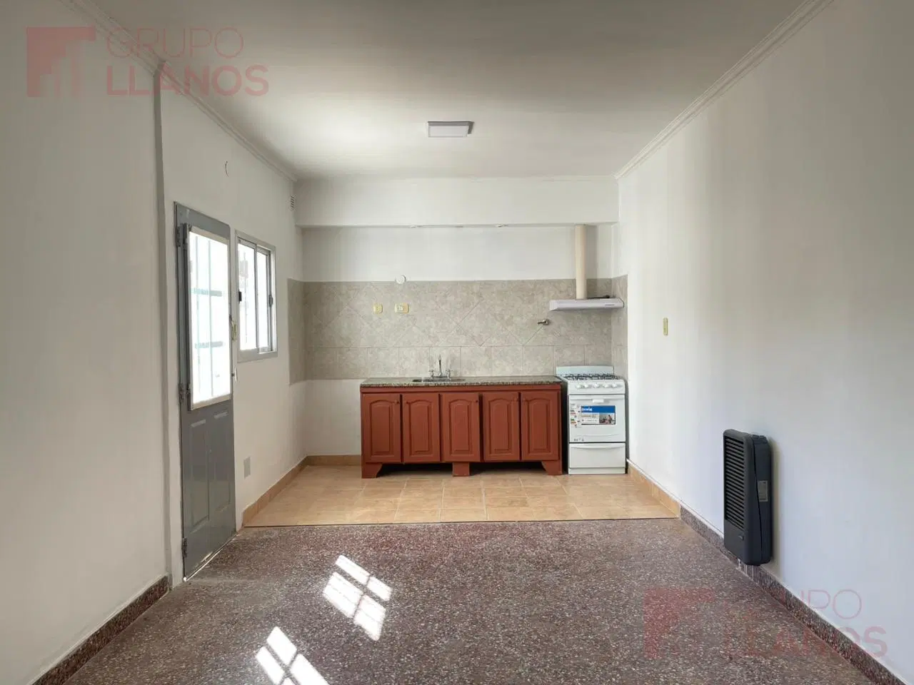 Casa en alquiler en Lujan Barrio San Bernardo, con patio y parrilla 8
