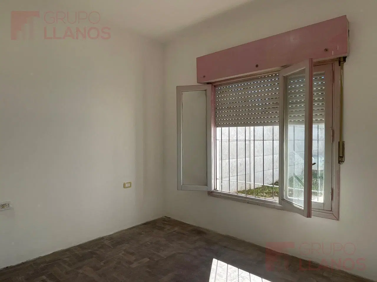Casa en alquiler en Lujan Barrio San Bernardo, con patio y parrilla 5