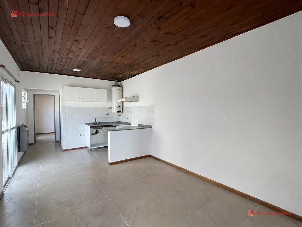Foto de Departamento dos ambientes en alquiler en Lujan, con cochera y parrilla, imagen 5