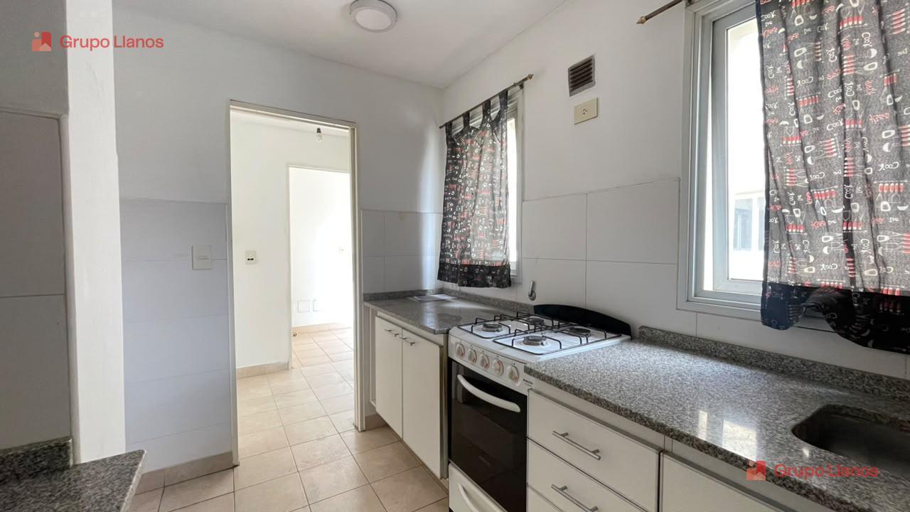 Foto de Departamento dos ambientes en alquiler en el centro de Lujan, con balcón, imagen 4
