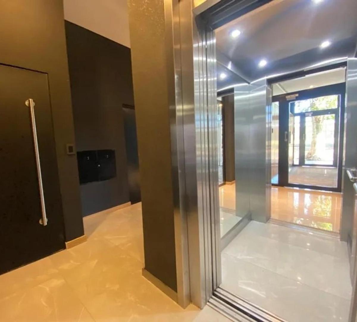 Dpto 3 Dorm Balcon Cochera Quincho, Pileta 5