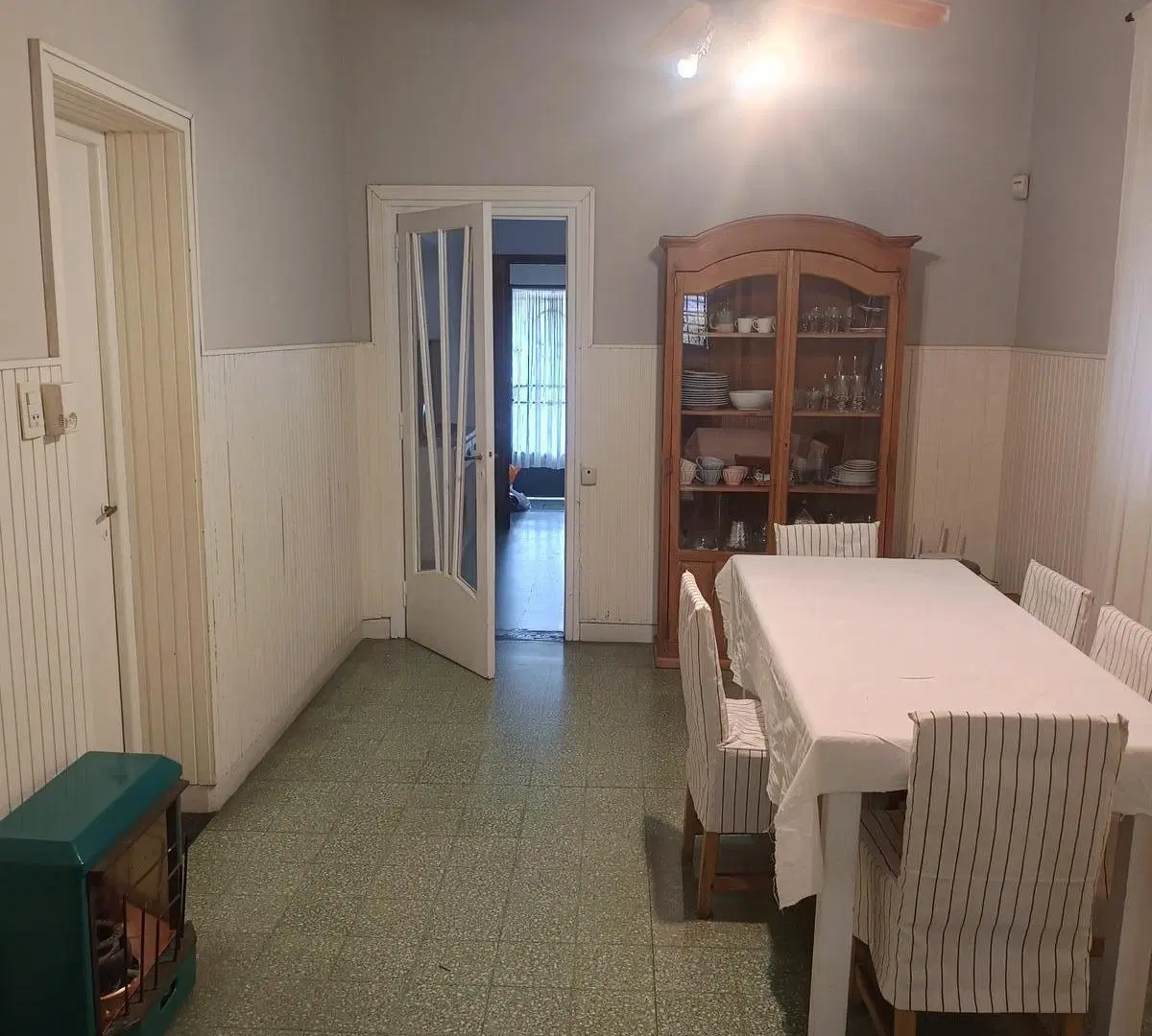 Casa en Echesortu. 2 Dormitorios. Patio, Parrillero. Quincho. Lavadero 5