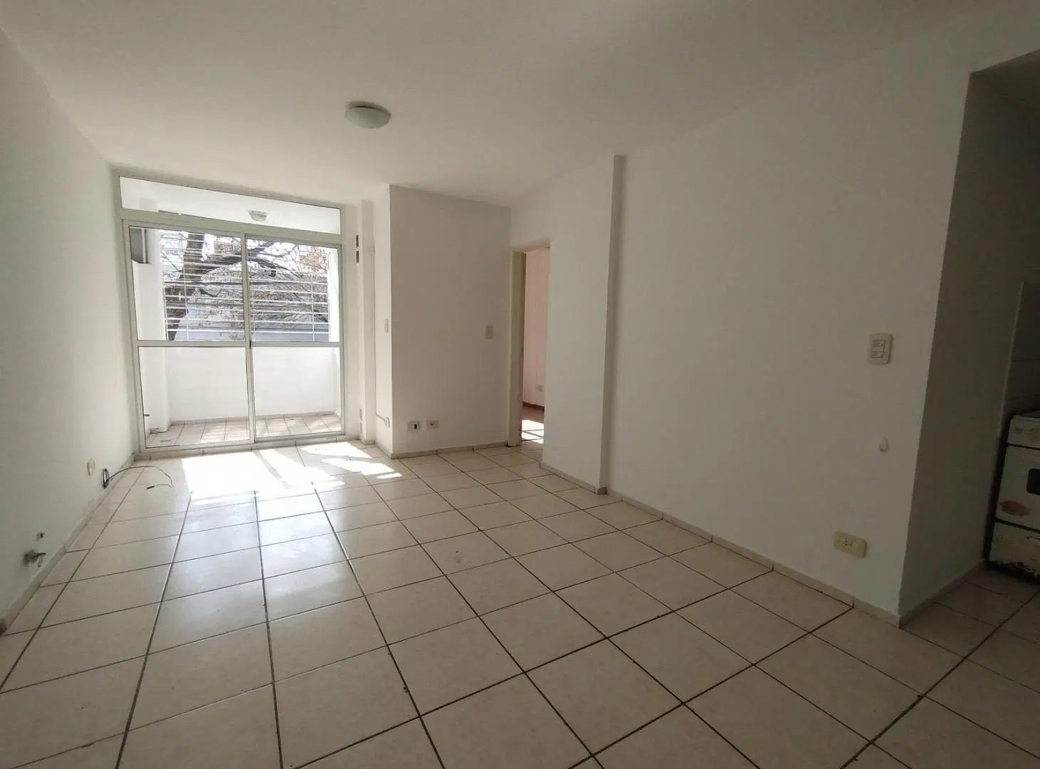 Departamento en Echesortu. Balcon Frente. 1 Dormitorio 5