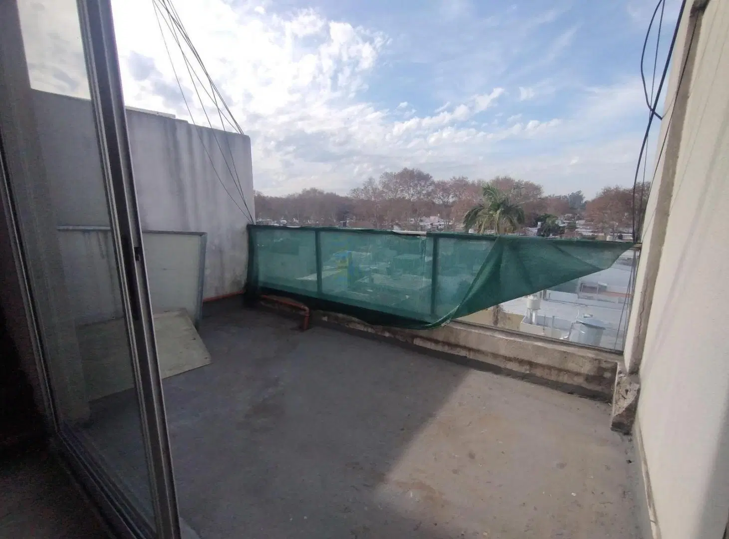Departamento en Barrio Parque. 1 Dormitorio. Duplex. Cochera. 8